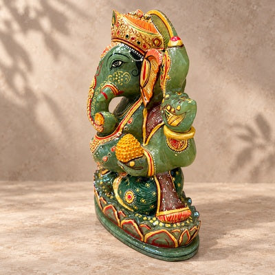 Gold Embosed Green Jade Ganesha | 9.700 Kgs - Himalaya Rudraksha Anusandhan Kendra
