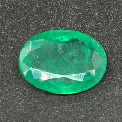 Emerald - 10.85 cts (Super Premium) - Himalaya Rudraksha Anusandhan Kendra