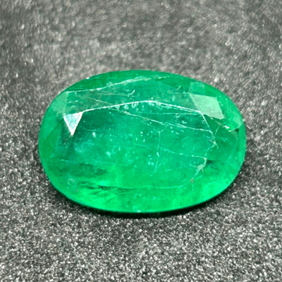 Emerald - 4.60 cts (Super Premium) - Himalaya Rudraksha Anusandhan Kendra