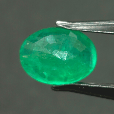 Emerald - 5.00 cts (Super Premium) - Himalaya Rudraksha Anusandhan Kendra