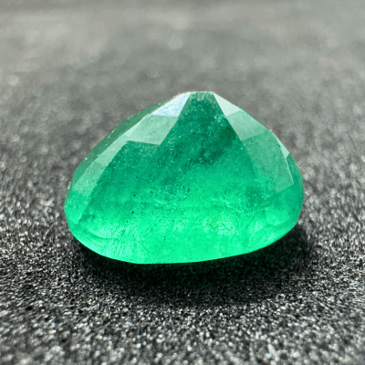 Emerald - 5.75 cts (Super Premium) - Himalaya Rudraksha Anusandhan Kendra