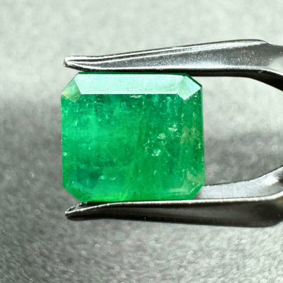 Emerald - 6.05 cts (Super Premium) - Himalaya Rudraksha Anusandhan Kendra