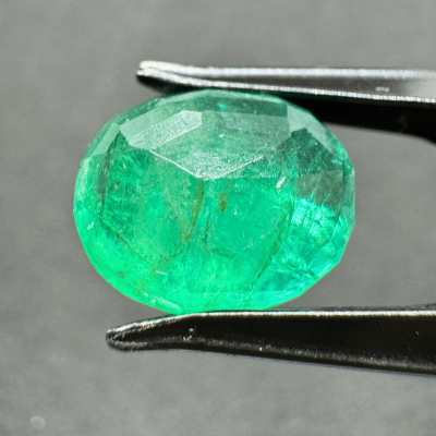 Emerald - 6.60 cts (Super Premium) - Himalaya Rudraksha Anusandhan Kendra