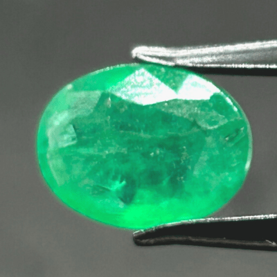 Emerald - 7.10 cts (Super Premium) - Himalaya Rudraksha Anusandhan Kendra