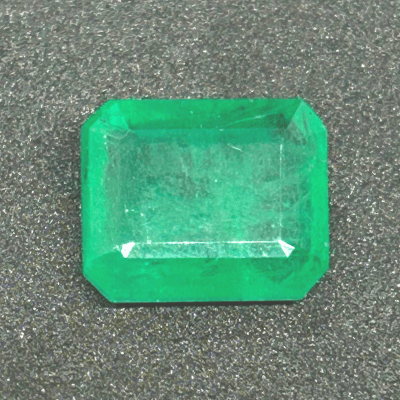 Emerald - 7.80 cts (Super Premium) - Himalaya Rudraksha Anusandhan Kendra