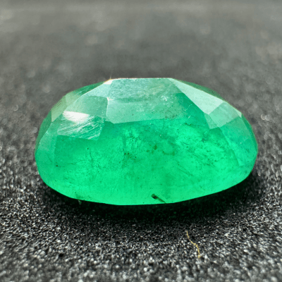 Emerald - 8.15 cts (Super Premium) - Himalaya Rudraksha Anusandhan Kendra