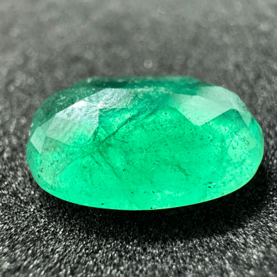 Emerald - 8.25 cts (Super Premium) - Himalaya Rudraksha Anusandhan Kendra