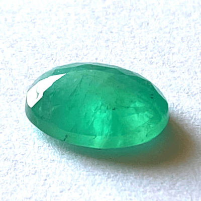 Emerald (Panna) - 4.40 cts (Oval Shape) - Himalaya Rudraksha Anusandhan Kendra