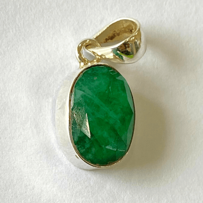 Emerald Silver Pendant - Himalaya Rudraksha Anusandhan Kendra