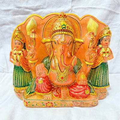 Ganesha with Ridhhi Sidhhi - 10.500 Kgs - Himalaya Rudraksha Anusandhan Kendra