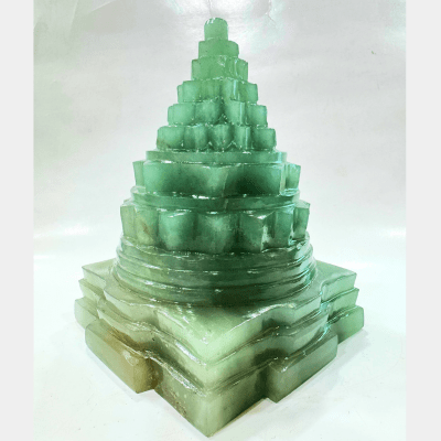 Green Aventurine Meru Shreeyantra - 816 Gms - Himalaya Rudraksha Anusandhan Kendra
