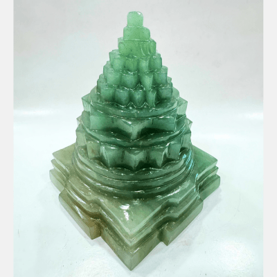 Green Aventurine Meru Shreeyantra - 816 Gms - Himalaya Rudraksha Anusandhan Kendra