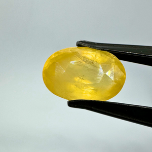 Yellow Sapphire (Pukhraj- 7.40 cts) - Ceylonese