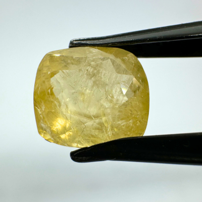 Yellow Sapphire (Pukhraj- 5.70 cts) - Ceylonese