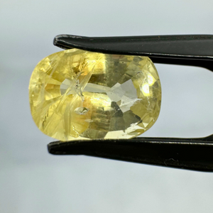 Yellow Sapphire (Pukhraj- 4.65 cts) - Ceylonese