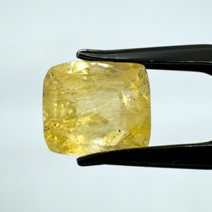 Yellow Sapphire (Pukhraj- 9.65 cts) - Ceylonese