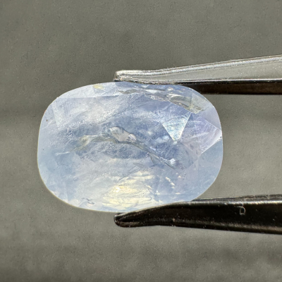 Blue Sapphire (Neelam- 8.60 cts) - Ceylonese