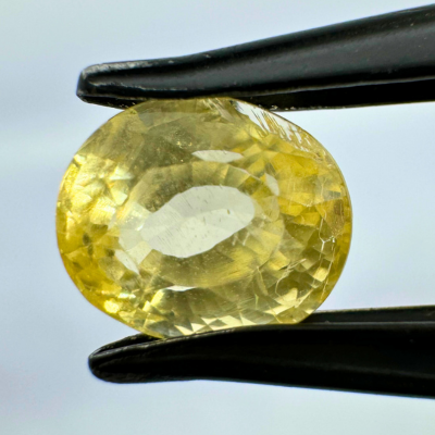 Yellow Sapphire (Pukhraj- 2.60 cts) - Ceylonese (Super Premium)