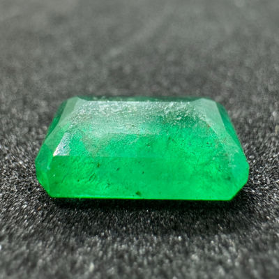 Emerald - 4.45 cts (Super Premium) | himalaya rudraksha anusandhan kendra