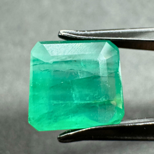 Emerald - 6.60 cts (Super Premium)