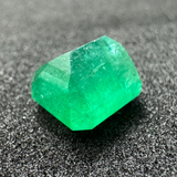 Emerald - 4.90 cts (Super Premium)