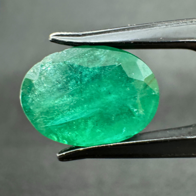 Emerald - 6.70 cts (Super Premium)