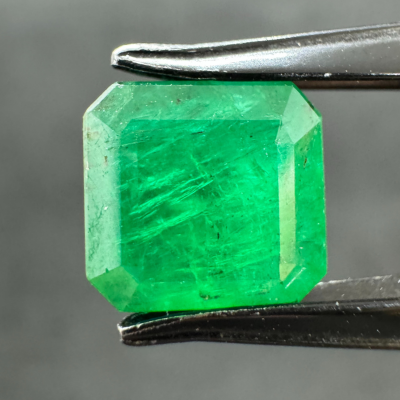 Emerald - 4.65 cts (Super Premium)