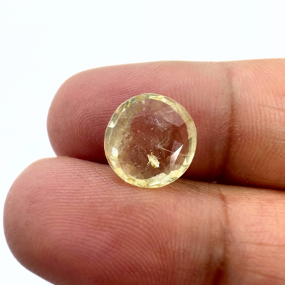Yellow Sapphire (Pukhraj- 4.15 cts) - Ceylonese