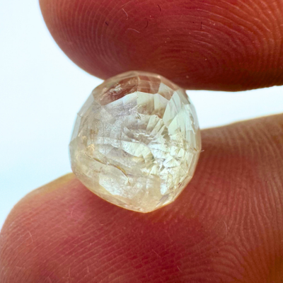 Yellow Sapphire (Pukhraj- 5.80 cts) - Ceylonese