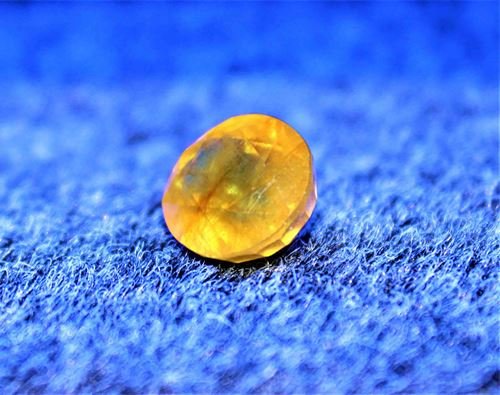 Natural Yellow Sapphire (Pukhraj - 9.75 cts) - Himalaya Rudraksha Anusandhan Kendra