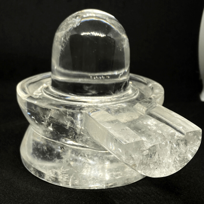 Sphatik Shivling - (960 Gms) - Himalaya Rudraksha Anusandhan Kendra