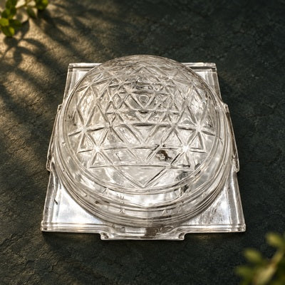 sphatik tomb shreeyantra