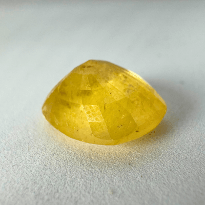 Yellow Sapphire (Pukhraj - 10.95 cts) - Ceylonese - Himalaya Rudraksha Anusandhan Kendra