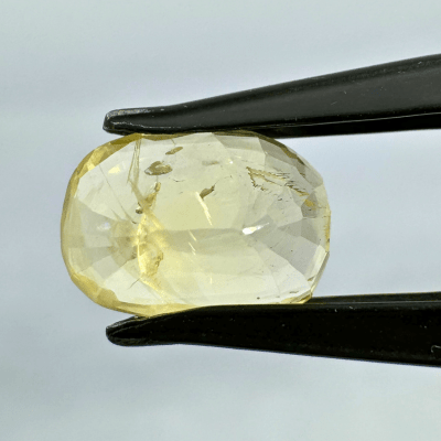 Yellow Sapphire (Pukhraj - 4.65 cts) - Ceylonese - Himalaya Rudraksha Anusandhan Kendra