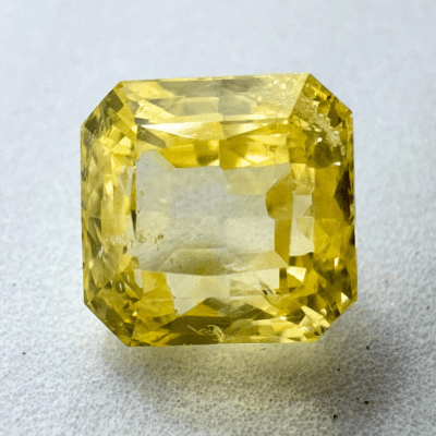 Yellow Sapphire (Pukhraj - 5.70 cts) - Ceylonese (Super Premium) - Himalaya Rudraksha Anusandhan Kendra