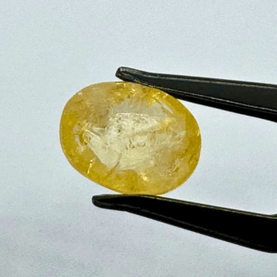 Yellow Sapphire (Pukhraj - 6.45 cts) - Ceylonese - Himalaya Rudraksha Anusandhan Kendra