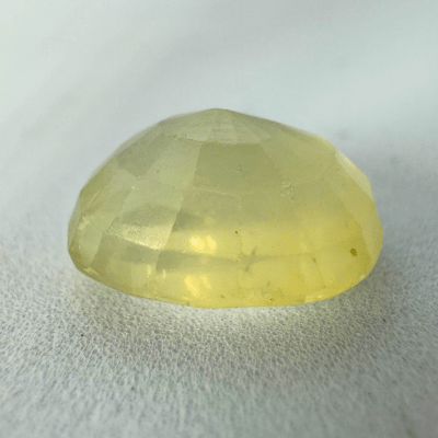 Yellow Sapphire (Pukhraj - 8.10 cts) - Ceylonese - Himalaya Rudraksha Anusandhan Kendra