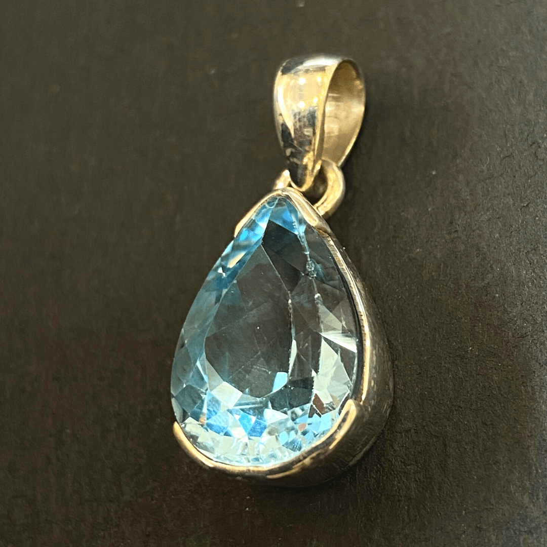 Blue Topaz Silver Pendant - Himalaya Rudraksha Anusandhan Kendra