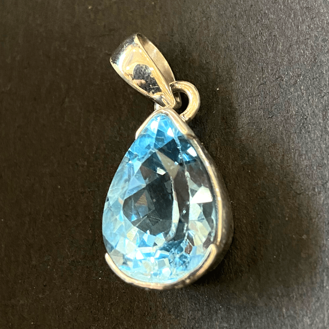Blue Topaz Silver Pendant - Himalaya Rudraksha Anusandhan Kendra