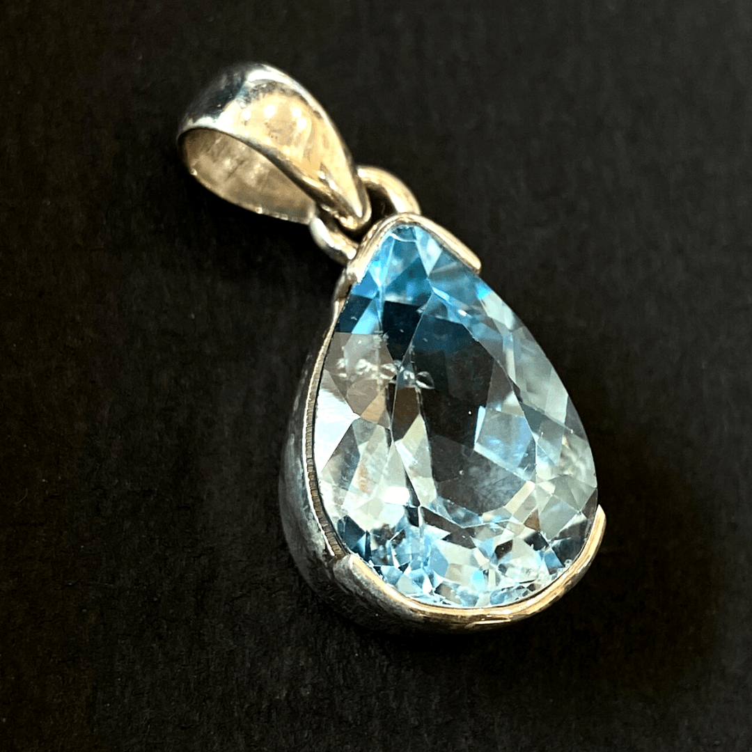 Blue Topaz Silver Pendant - Himalaya Rudraksha Anusandhan Kendra