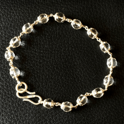 Sphatik(quartz) Bracelet In Silver - diamond cutting - Himalaya Rudraksha Anusandhan Kendra